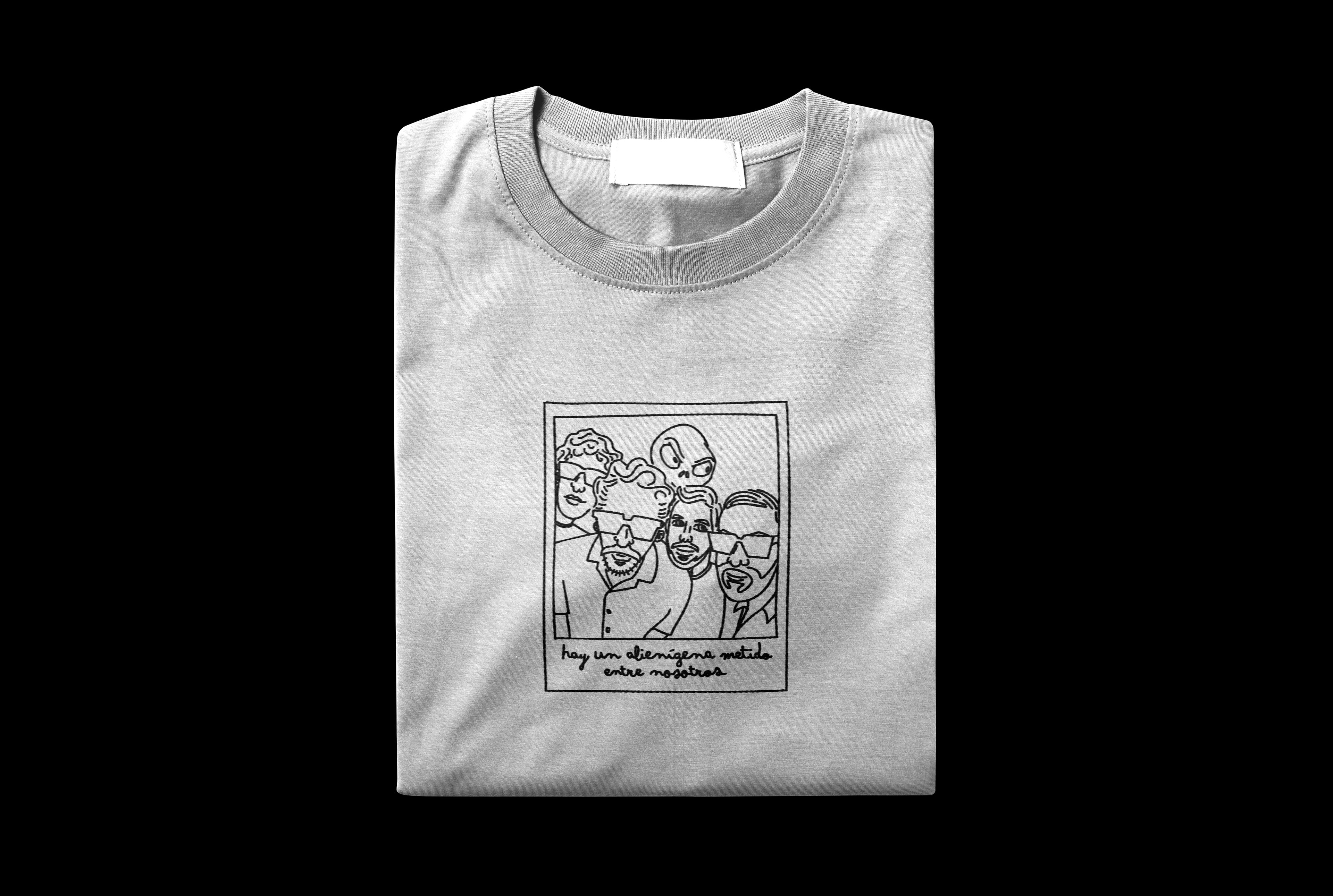 Camiseta "Alienígena entre nosotros"