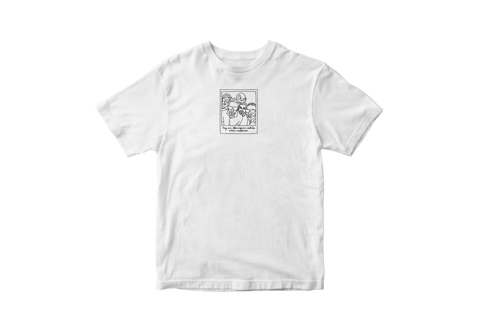 Camiseta "Alienígena entre nosotros"