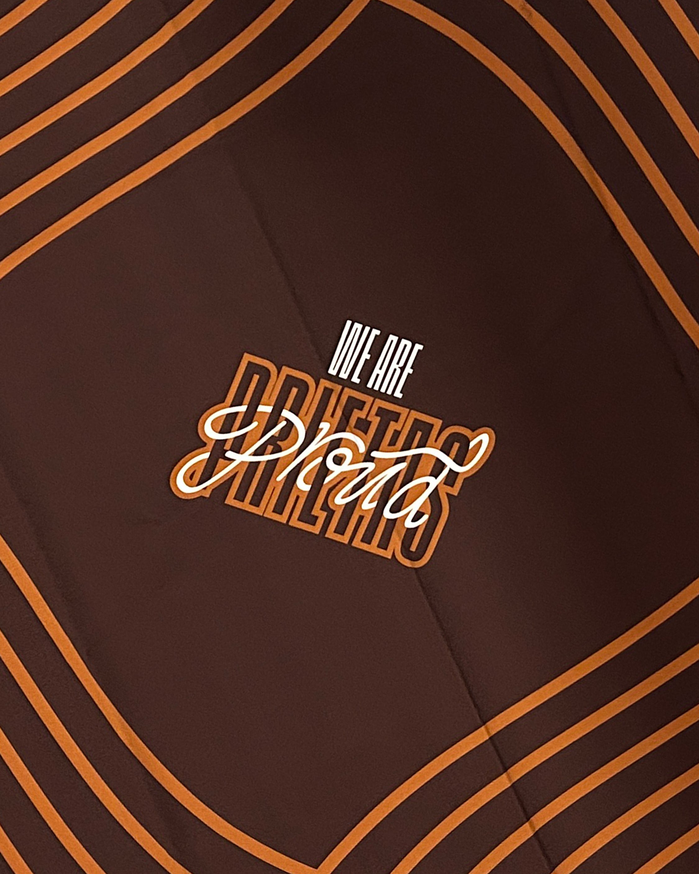 Pañoleta clásica We Are Proud Prietas